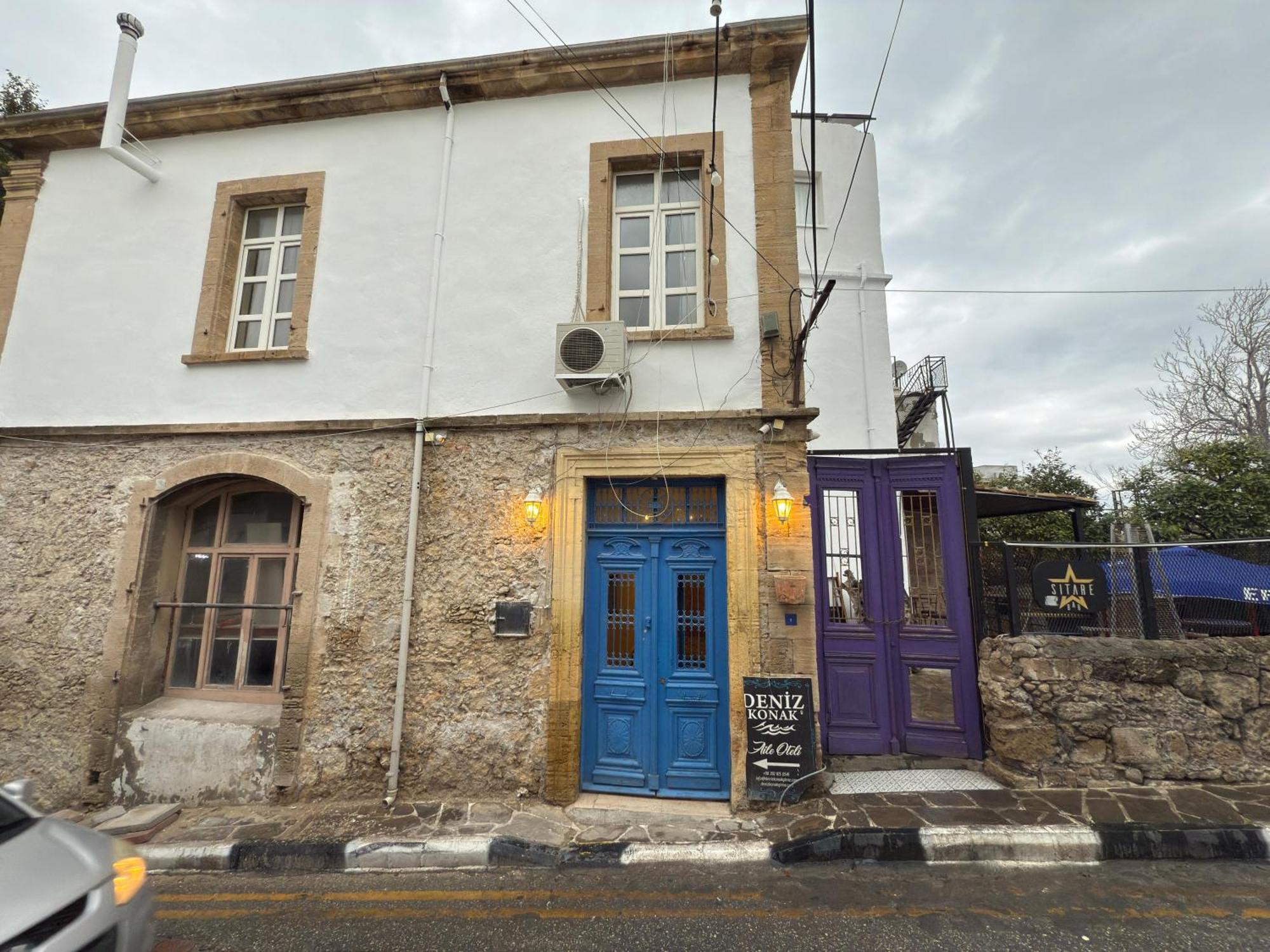 Deniz Konak Boutique Hotel Kerínia Kültér fotó