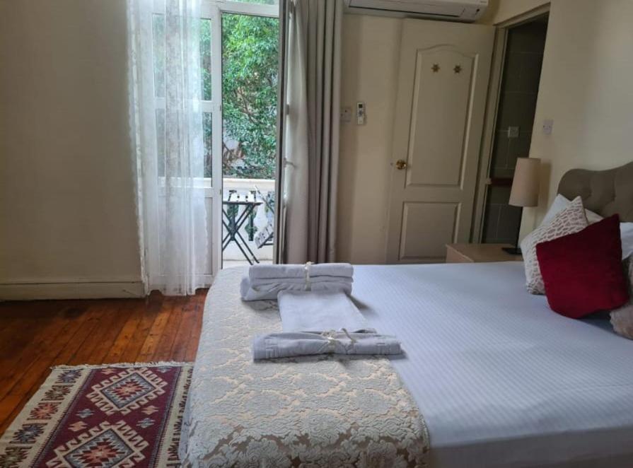 Deniz Konak Boutique Hotel Kerínia Kültér fotó