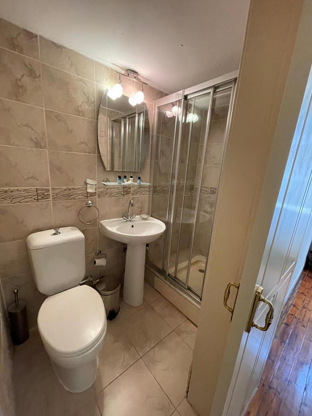 Deniz Konak Boutique Hotel Kerínia Kültér fotó
